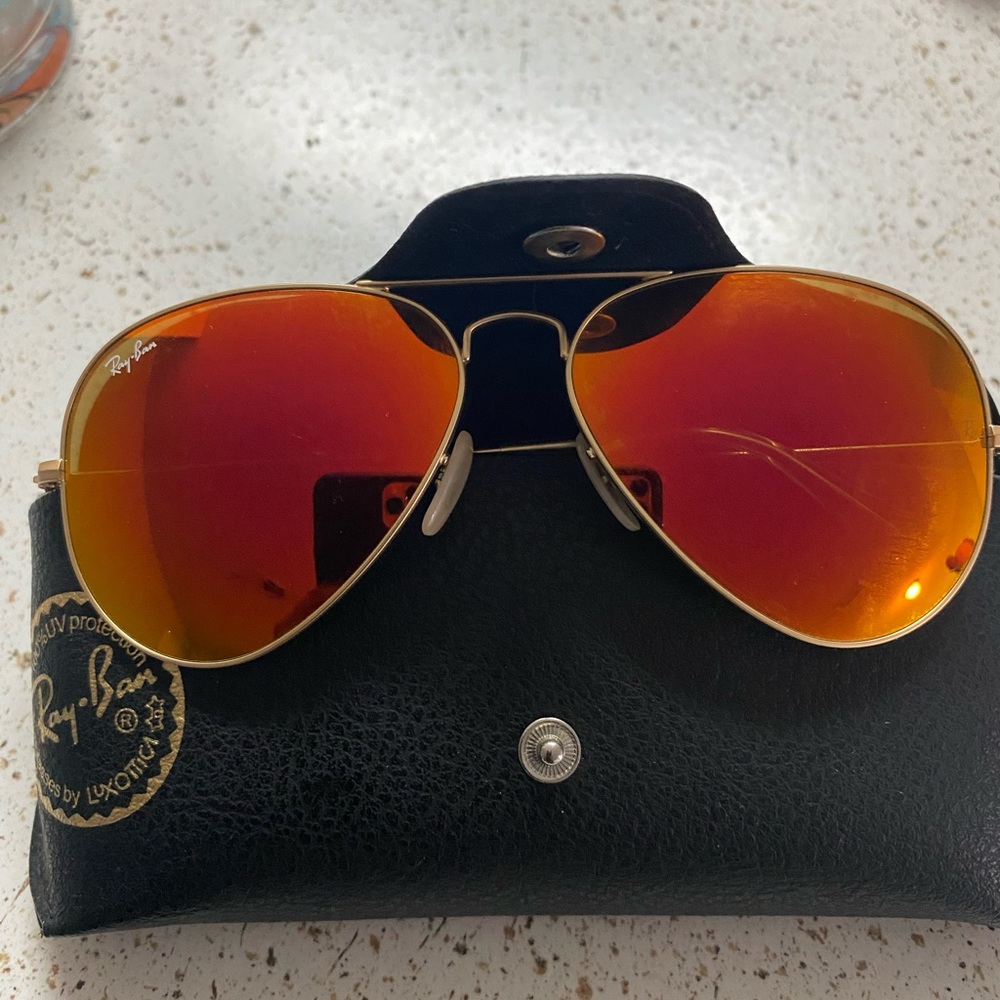 Ray-Ban sunburst lens sunglasses